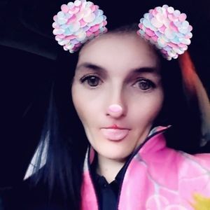 Meet your Posher, Cherry